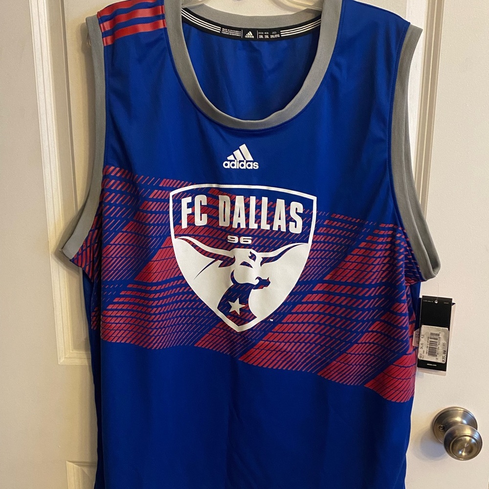 NWT Adidas Sleeveless FC Dallas Shirt